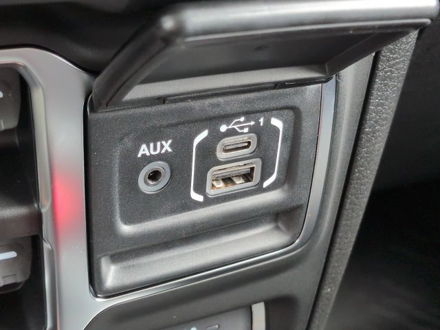 New 2027 Jeep Wrangler Unlimited Sahara AWD/4WD image 23