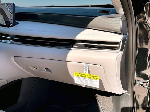 Used 2026 INFINITI QX60 Luxe w/ Cargo Package FWD image 17
