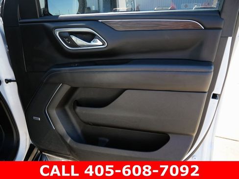 Used 2021 Chevrolet Tahoe LT AWD/4WD image 17