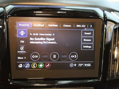 Used 2023 Chevrolet Traverse LT AWD/4WD image 25