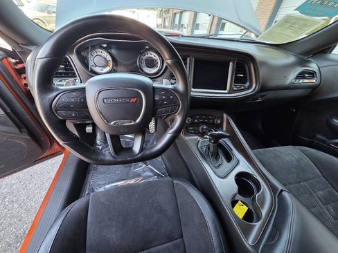 Used 2020 Dodge Challenger R/T Scat Pack RWD image 15