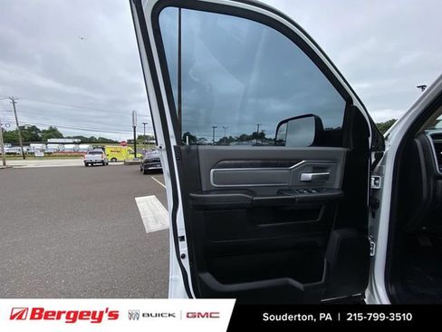 Used 2019 RAM 2500 Big Horn AWD/4WD image 25