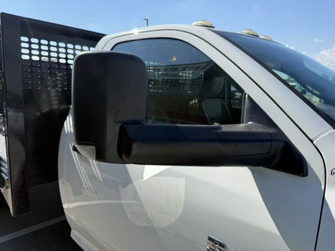 Used 2018 RAM 5500 Tradesman w/ Power & Remote Entry Group RWD image 22