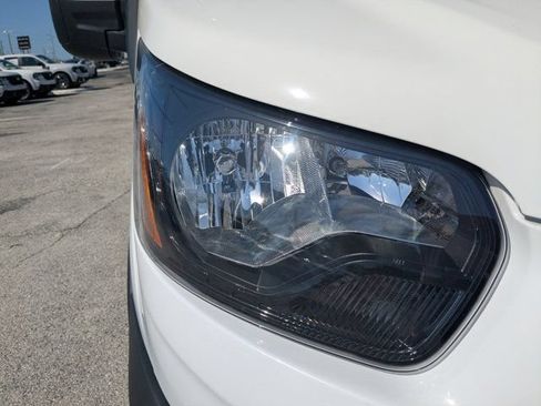 New 2026 Ford Transit 250 148 Medium Roof w/ Load Area Protection Package RWD image 11