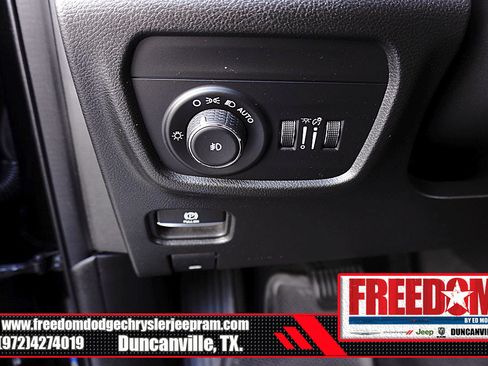 Certified 2023 Jeep Grand Cherokee L Overland w/ Advanced Protech Group III AWD/4WD image 28