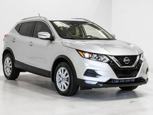 Used 2022 Nissan Rogue Sport SV AWD/4WD image 6