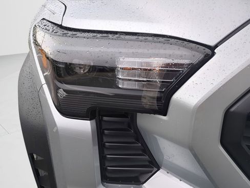 New 2026 Toyota Tacoma TRD Off-Road AWD/4WD image 18