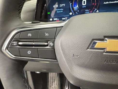 New 2026 Chevrolet Equinox LT w/ Convenience Package II AWD/4WD image 17