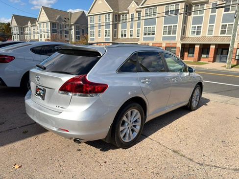 Used 2014 Toyota Venza LE image 7