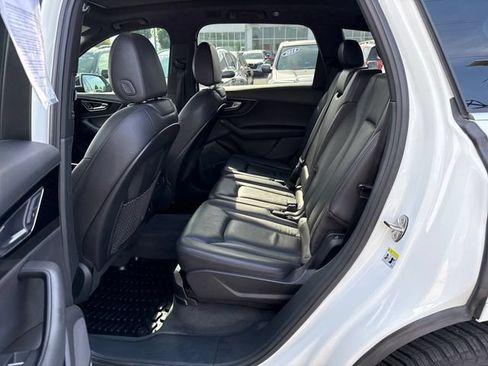 Used 2018 Audi Q7 3.0T Premium Plus w/ Premium Plus Package AWD/4WD image 14