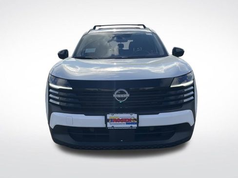 New 2026 Nissan Kicks SV w/ SV Premium Package image 8