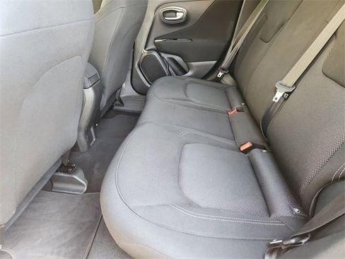 Used 2021 Jeep Renegade Sport image 22