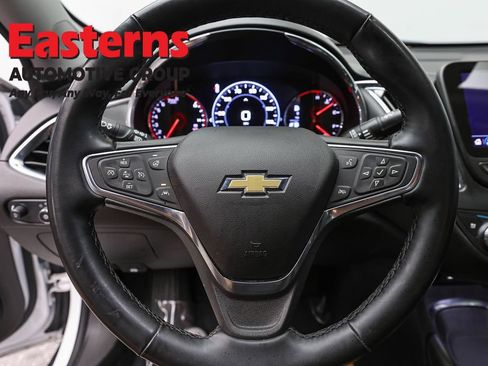 Used 2024 Chevrolet Malibu LT FWD image 10