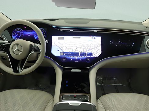 Certified 2023 Mercedes-Benz EQS 580 4MATIC Sedan image 7