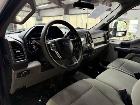Used 2021 Ford F250 XL w/ STX Appearance Package AWD/4WD image 19