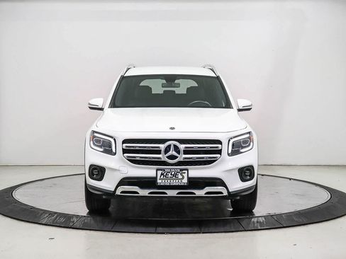 Used 2022 Mercedes-Benz GLB 250 4MATIC image 6