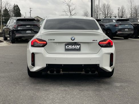 Used 2025 BMW M2 w/ Lighting Package image 6