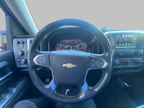 Used 2018 Chevrolet Silverado 1500 LT w/ Max Trailering Package AWD/4WD image 5