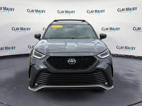 Used 2023 Toyota Highlander XSE image 8