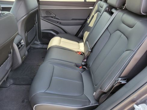 New 2025 Jeep Wagoneer S Limited image 9