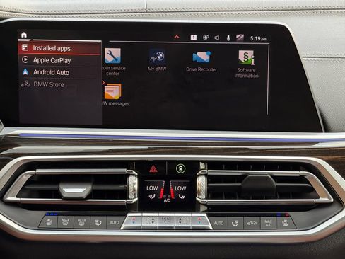 Used 2020 BMW X7 M50i w/ Dynamic Handling Package AWD/4WD image 27