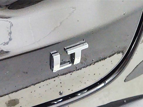 New 2026 Chevrolet Trax LT image 33