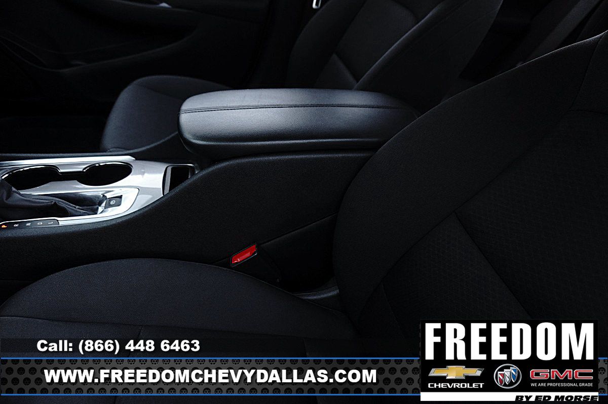 Certified 2025 Chevrolet Malibu LT FWD image 30