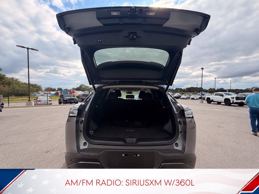 Used 2026 Nissan Murano SL AWD/4WD image 3