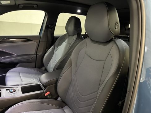New 2026 Volkswagen Tiguan SE R-Line AWD/4WD image 14