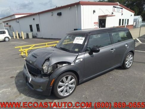 Used 2010 MINI Cooper Clubman S image 3