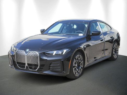 New 2026 BMW i4 eDrive40 w/ M Sport Package image 3