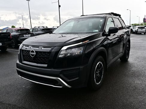 Certified 2025 Nissan Pathfinder Rock Creek AWD/4WD image 4