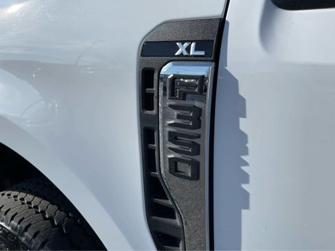 Used 2024 Ford F350 XL w/ XL Driver Assist Package image 9