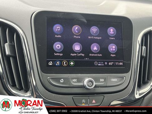 Certified 2024 Chevrolet Equinox RS FWD image 20