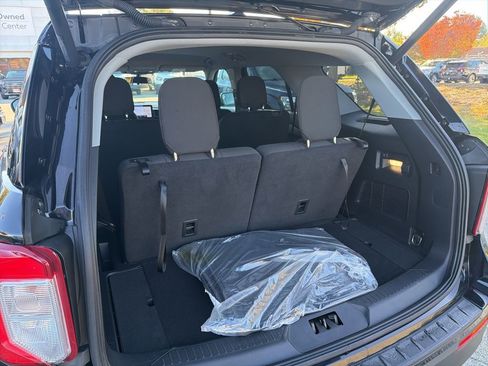 Certified 2022 Ford Explorer XLT image 34