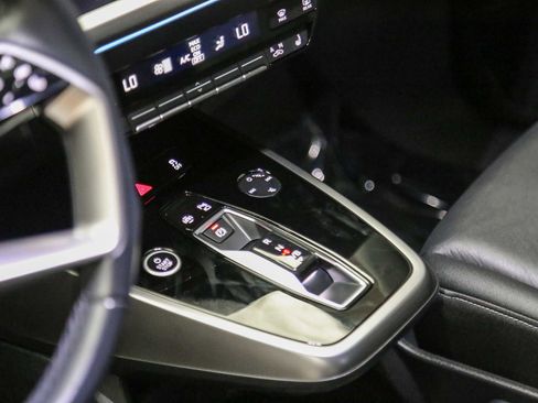 Certified 2023 Audi Q4 e-tron Premium Plus w/ Premium Plus RWD image 19