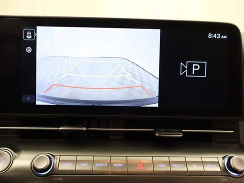 Used 2024 Hyundai Kona SEL image 12