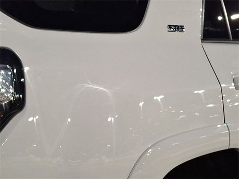 Used 2024 Toyota 4Runner SR5 image 7