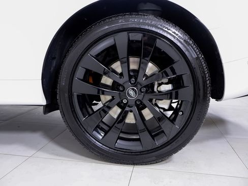 Used 2025 Land Rover Range Rover Sport Dynamic SE AWD/4WD image 29