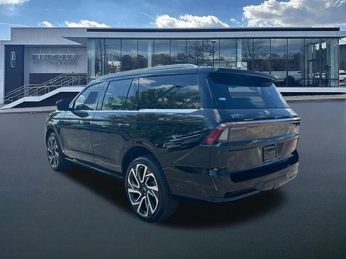New 2026 Lincoln Navigator Black Label AWD/4WD image 5