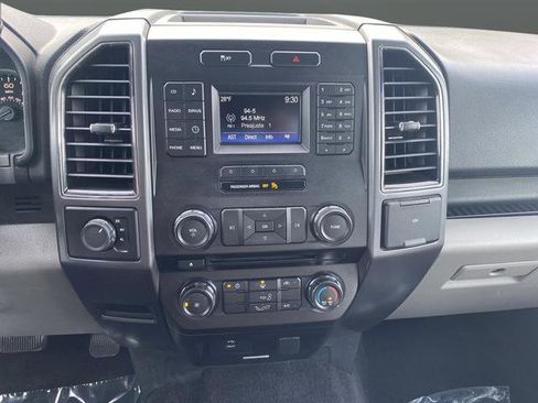 Used 2017 Ford F150 XLT AWD/4WD image 7