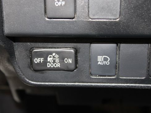 Used 2023 Toyota Tacoma SR5 image 43