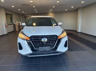 Used 2021 Nissan Kicks SV video 2