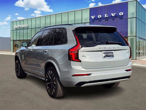 New 2026 Volvo XC90 B6 Ultra w/ Protection Package image 31