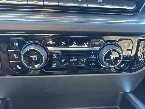 Used 2023 Chevrolet Silverado 1500 High Country w/ High Country Premium Package image 11