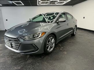 Used 2017 Hyundai Elantra Limited w/ Limited Tech Package 04 video 1