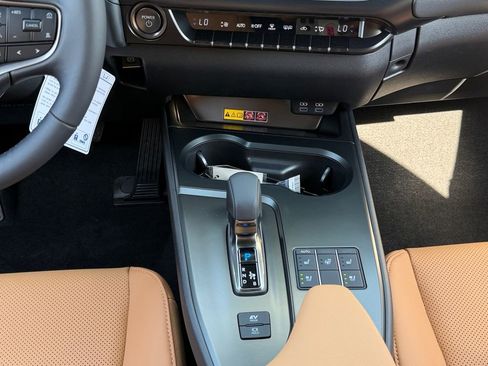 New 2026 Lexus UX 300h AWD image 10