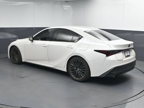 Used 2025 Lexus IS 300 w/ Premium Package RWD image 5
