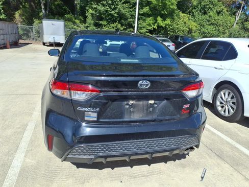 Used 2020 Toyota Corolla SE FWD image 6
