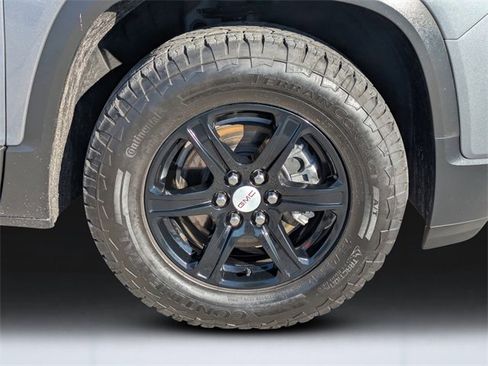 Used 2021 GMC Acadia AT4 image 10